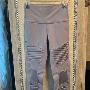 Alo Moto Leggings athlesurewear